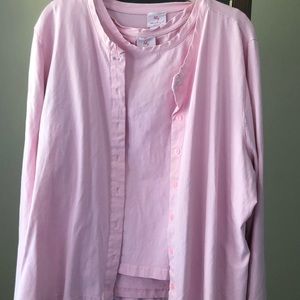Lily Stanhope woman, 3X Two piece tank top with cardigan set in pastel pink.